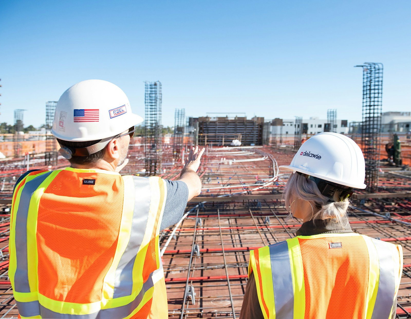 Deux entreprises intervenant sur le même chantier de toiture